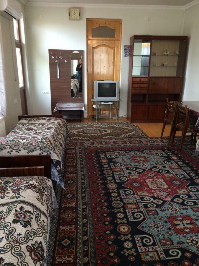 Huseyn Houses Gandja Eksteriør billede