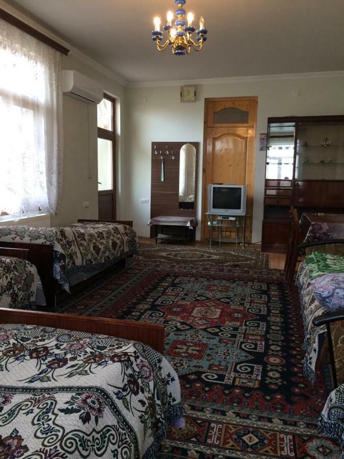 Huseyn Houses Gandja Eksteriør billede
